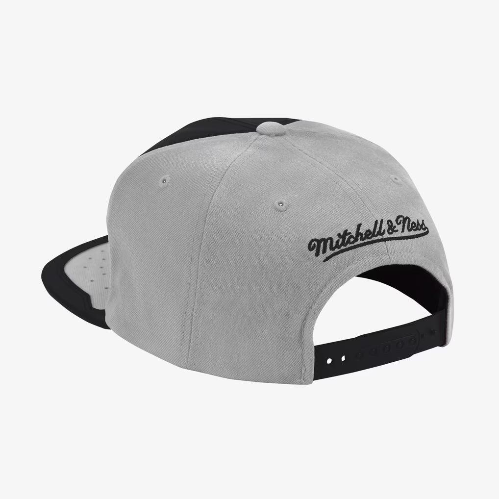 Chicago Bulls Black Day One Snapback Hat