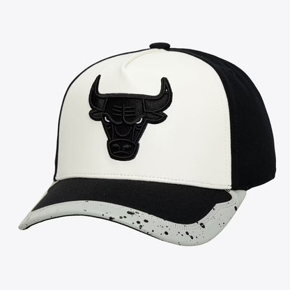 Chicago Bulls White/Black Day One Pro Pinch Snapback Hat