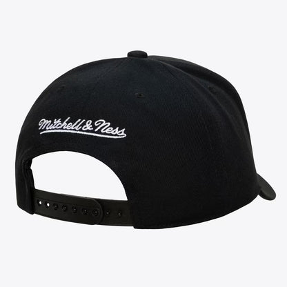 Chicago Blackhawks Black Head Coach Pro Crown Snapback Hat