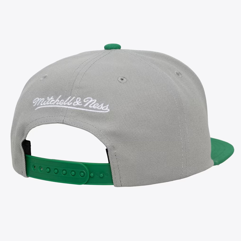 Philadelphia Eagles Silver/Kelly Green Legendary Away Snapback Hat