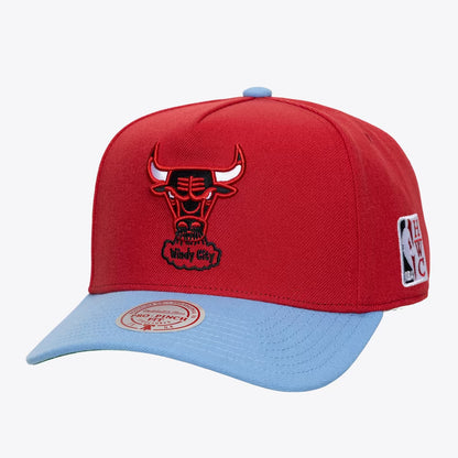 Chicago Bulls Red/Light Blue Hardwood Classics Legendary Home Pro Pinch Snapback Hat