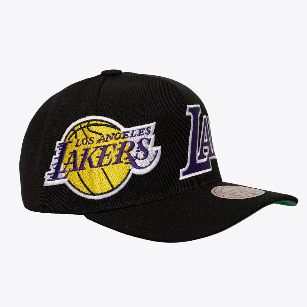Los Angeles Lakers Black Busted Pro Pinch Snapback Hat