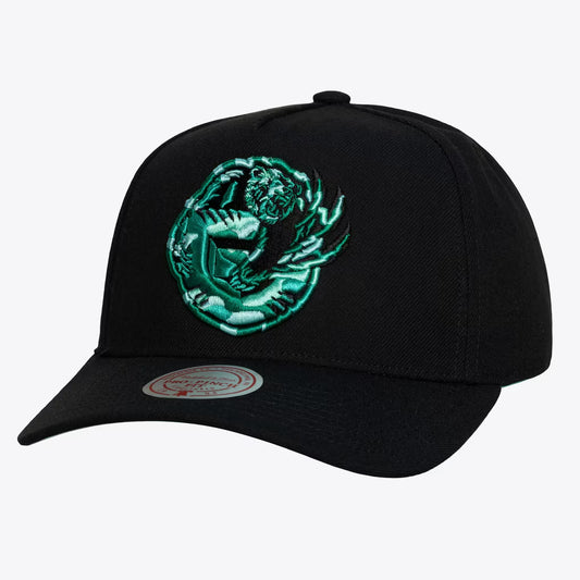 Vancouver Grizzlies Black Hardwood Classics 404 Club Camo Pro Pinch Snapback Hat